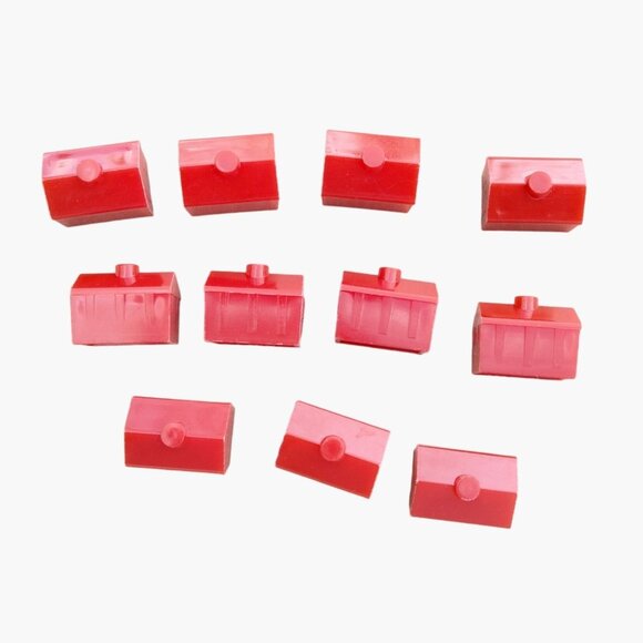 Parker Brothers Monopoly Game Hotels Red Plastic Replacement Vintage 1961 Lot 11 - Picture 1 of 1